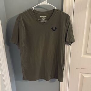 True Religion V-Neck shirt, size medium